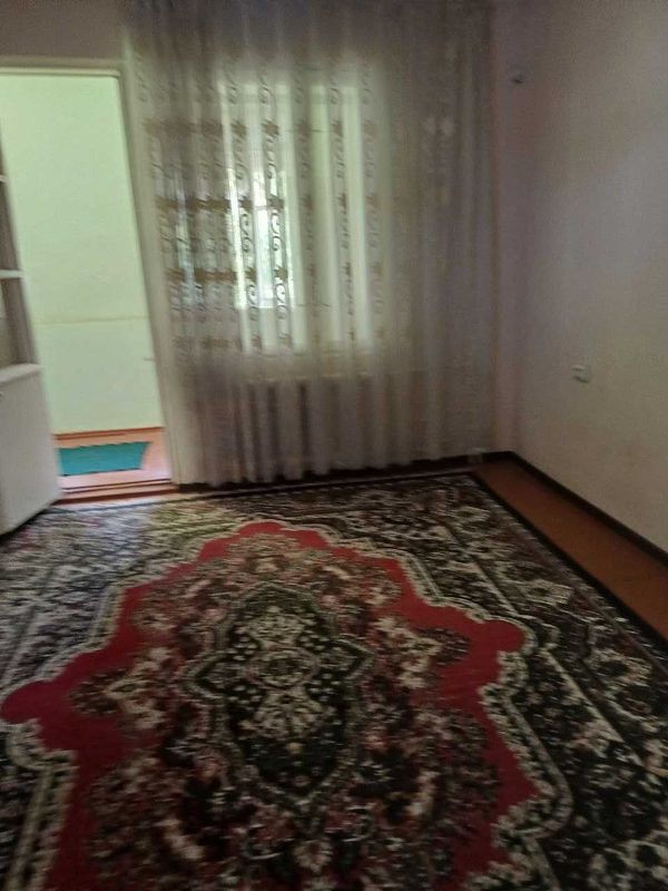 Юнусобод 11 да квартира бор Студентларга. " Мегапланет"олдида. Метро.