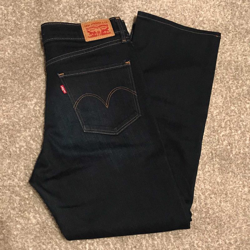 женские джинсы levis