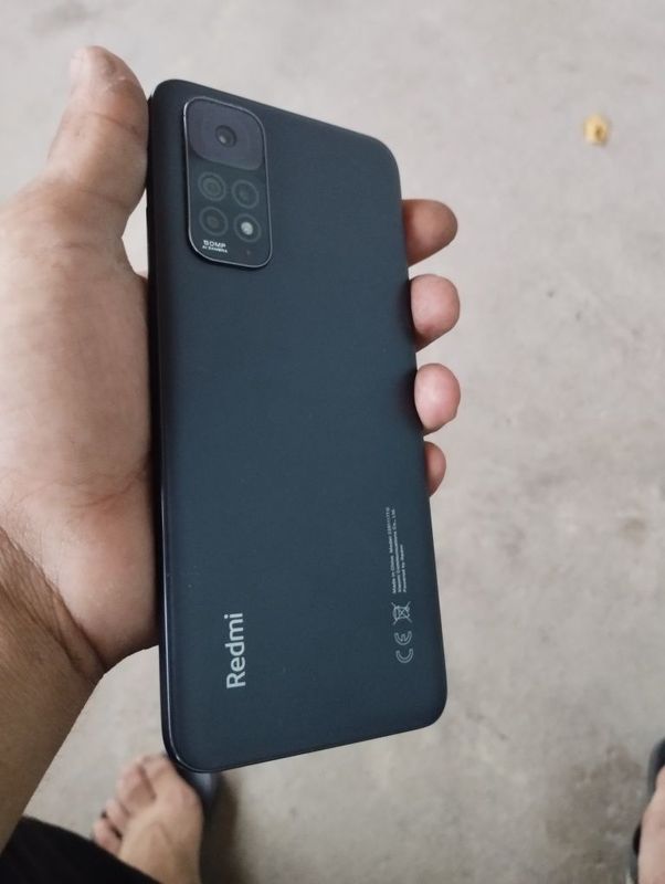 Redmi not 11 sotladi