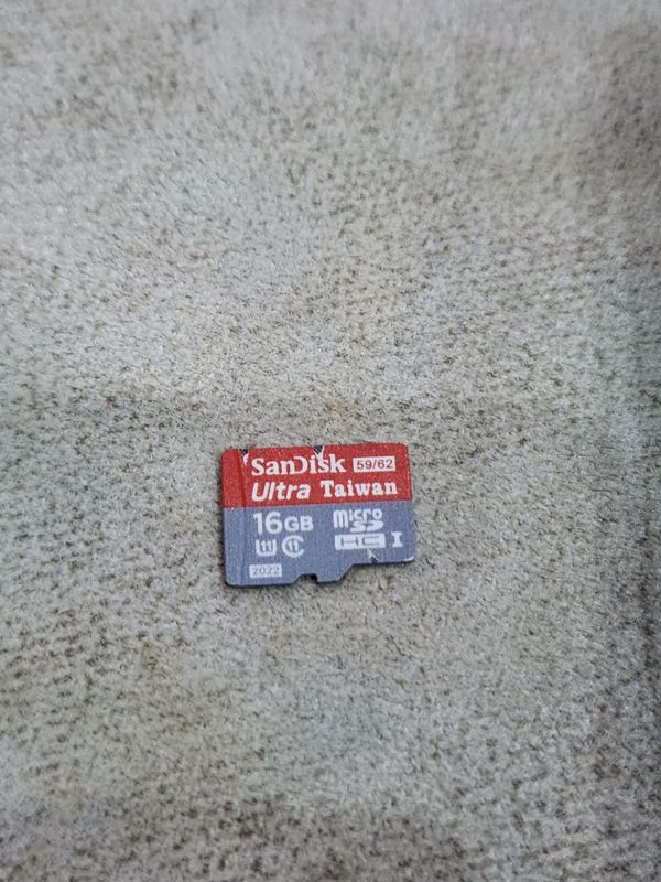 Мини флэшка sandisk на 16 гб