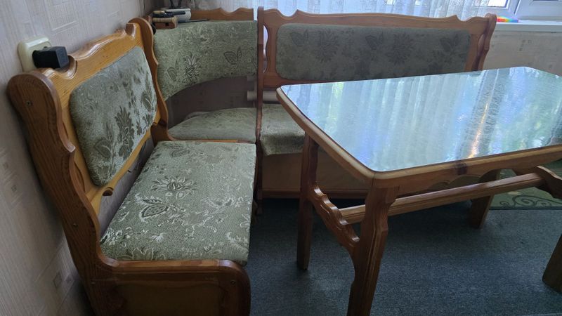 Продаётся кухонный уголок