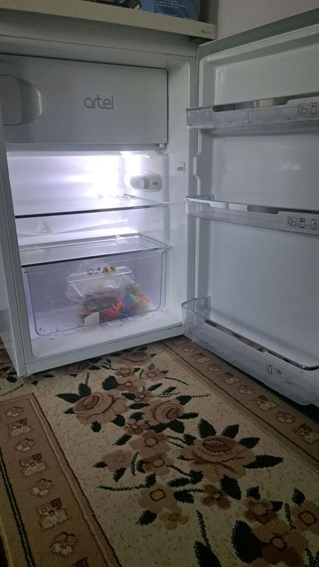 Artel холодельник