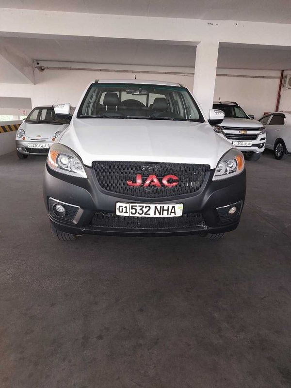 JAC T6 PICKAP holati yaxshi srochna sotiladi