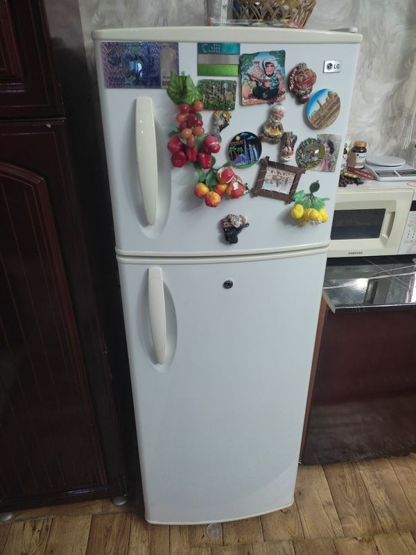 Продаётся холодильник LG в идеальном состоянии. Продаётся холодильник LG в идеальном состоянии.