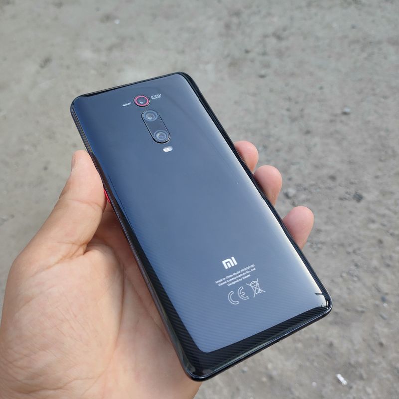 Xiaomi Mi 9T sotiladi Xiaomi Mi 9T sotiladi