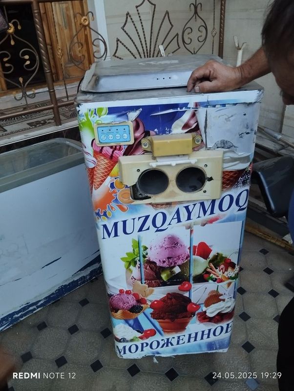 Frezzor va Morozilniy sotiladi Frezzor va Morozilniy sotiladi
