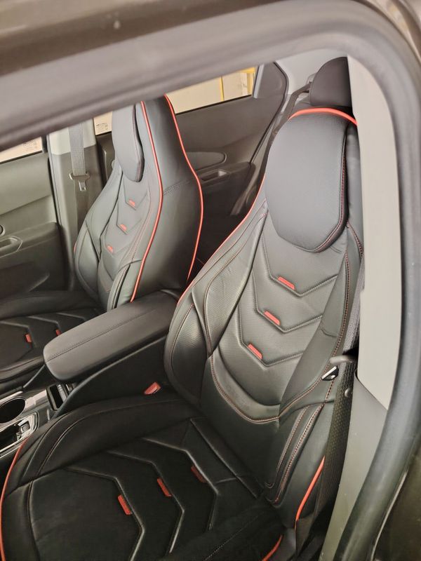 Чехол BYD фасон уневерсал Чехол BYD фасон уневерсал