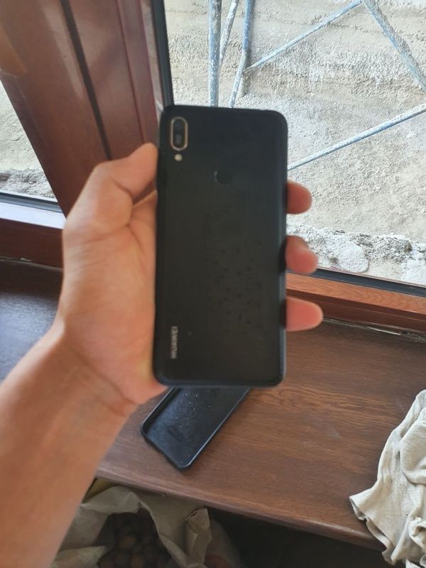 Huawei y6 2019 sotiladi