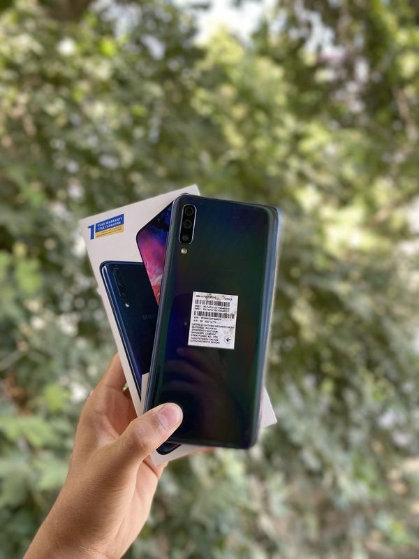 Samsung Galaxy A70 Samsung Galaxy A70