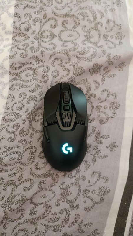 Logitech G903 lightspeed