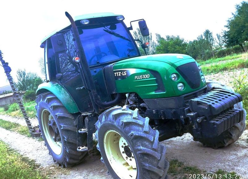 Ls plus 100 traktor sotiladi naxadu ishga tayor Ls plus 100 traktor sotiladi naxadu ishga tayor