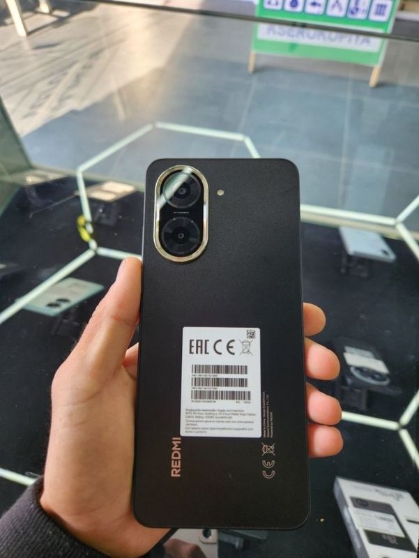 Redmi A5 128gb yengide 1 kin ishlagan garantiyasi bor Redmi A5 128gb yengide 1 kin ishlagan garantiyasi bor