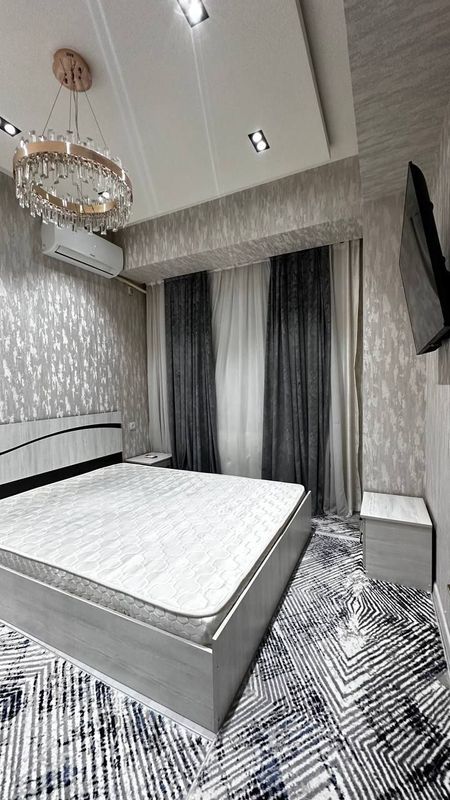 Сдается 2х комнатная рядом Piramit Tower