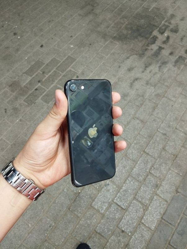 iPhone Se Black LLA iPhone Se Black LLA