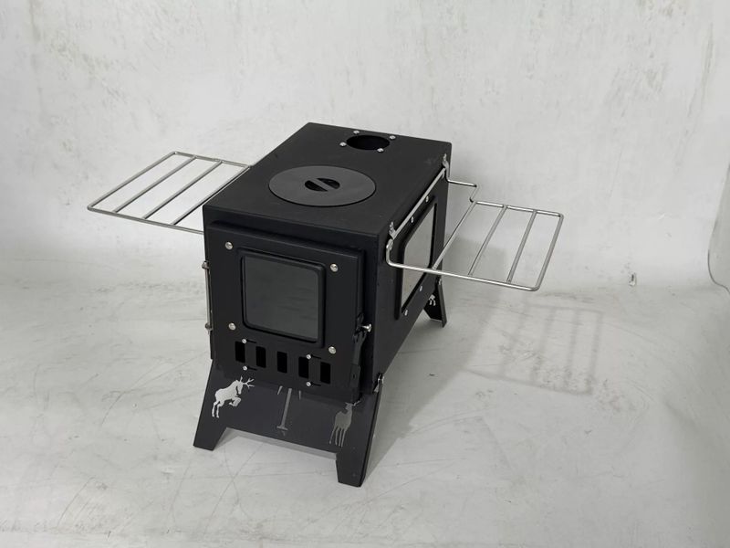 Туристическая походная печь с трубой и складными ножками Модель ZM 302