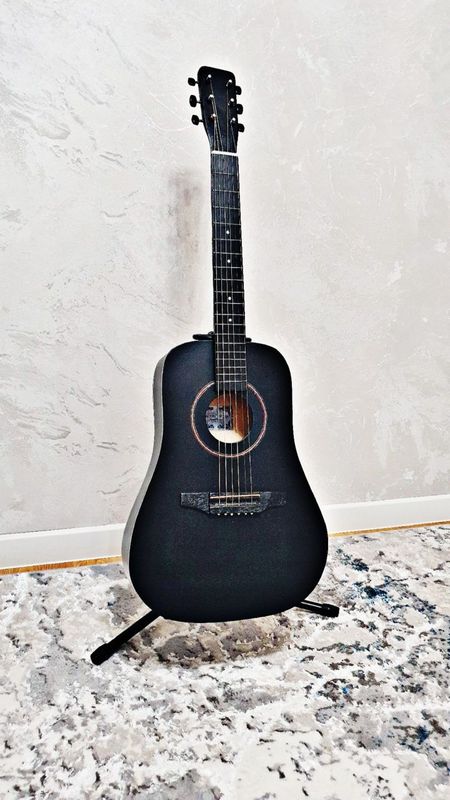 Gitara akustıceskaya Gitara akustıceskaya