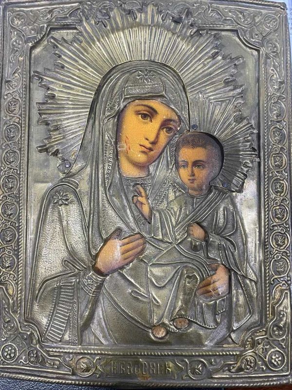 Продается старинная икона