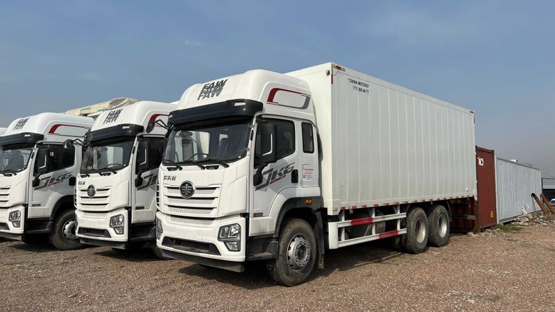 FAW JK6 автофургон 7.5 метрлик 2x Спальня FAW JK6 автофургон 7.5 метрлик 2x Спальня