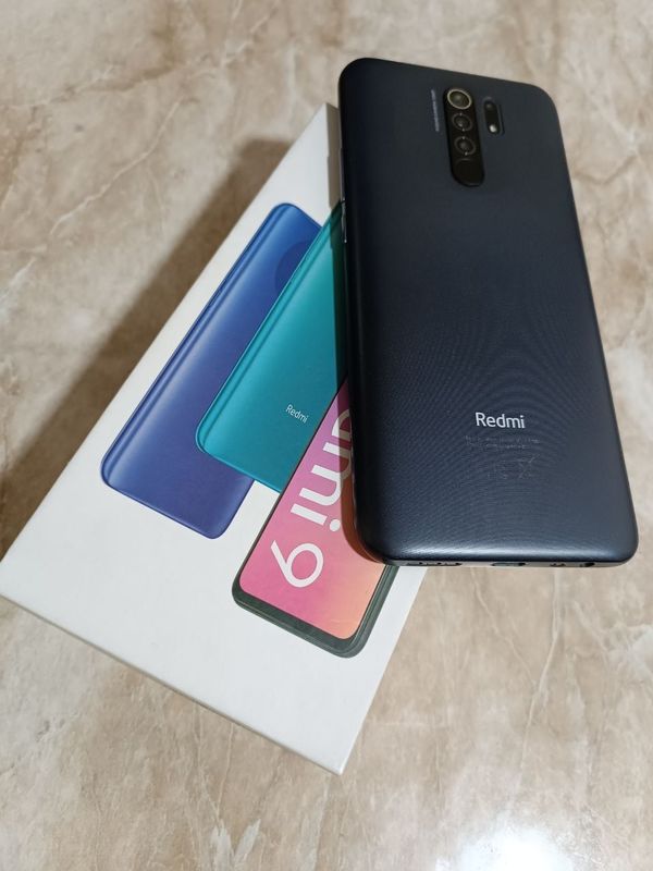 Продаётся телефон REDMI 9