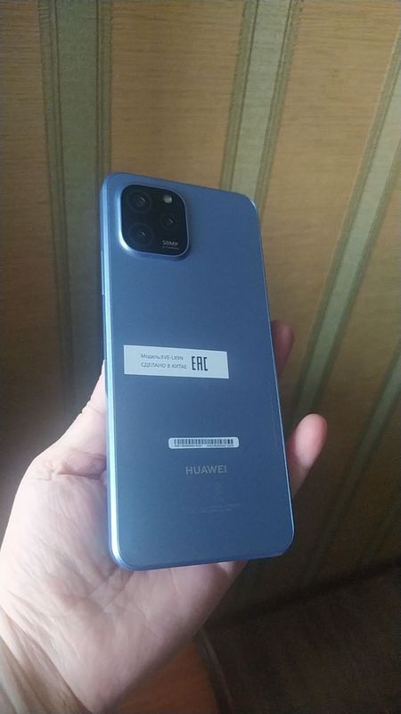 Huawei nova Y61 sotiladi Huawei nova Y61 sotiladi