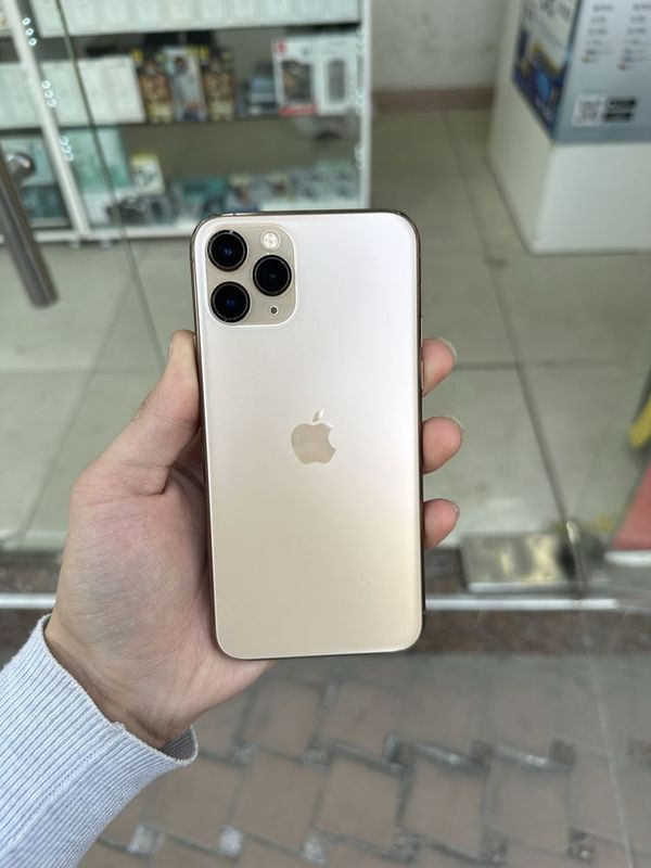 iPhone 11 pro 64 gb Gold