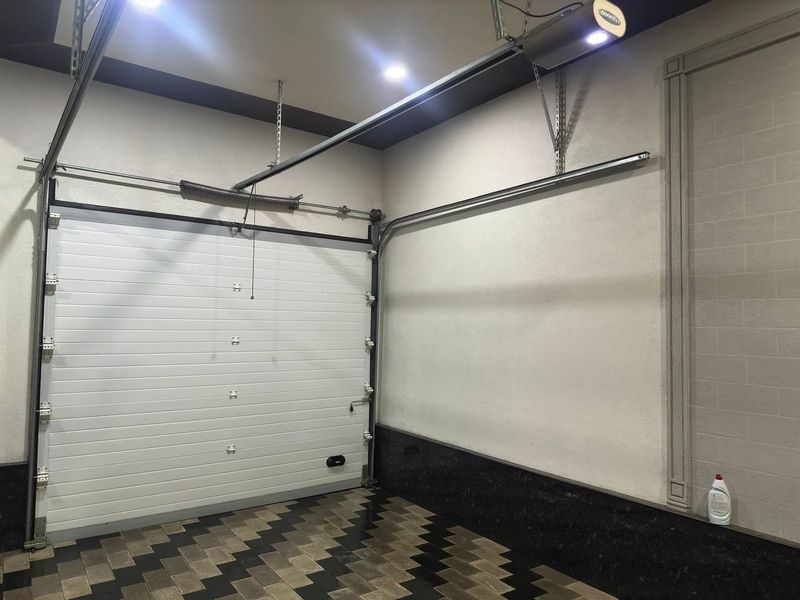 [ 1200$ ]Секционные ворота DoorHan RSD01 300×235 новая пружина