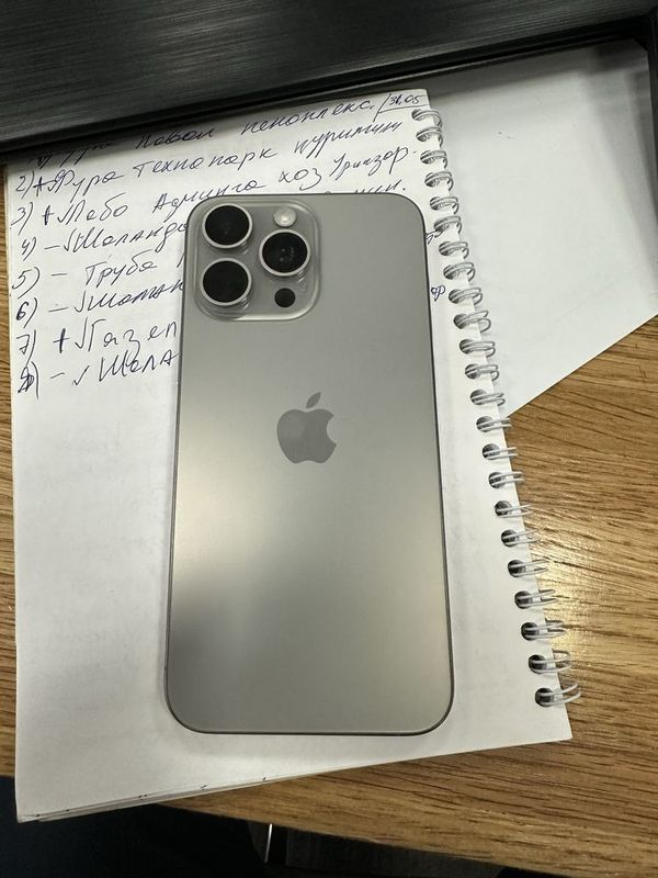 Iphone 15 Pro Max 256 gb в идеальном состоянии Iphone 15 Pro Max 256 gb в идеальном состоянии