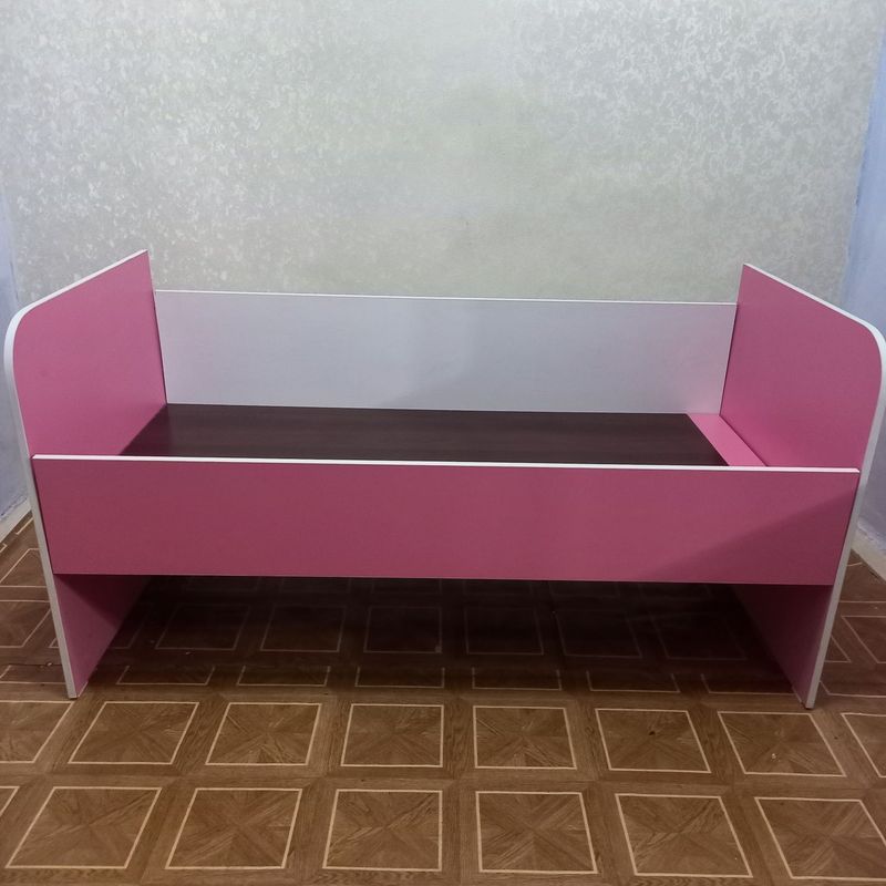 Продаётся детская кровать Продаётся детская кровать