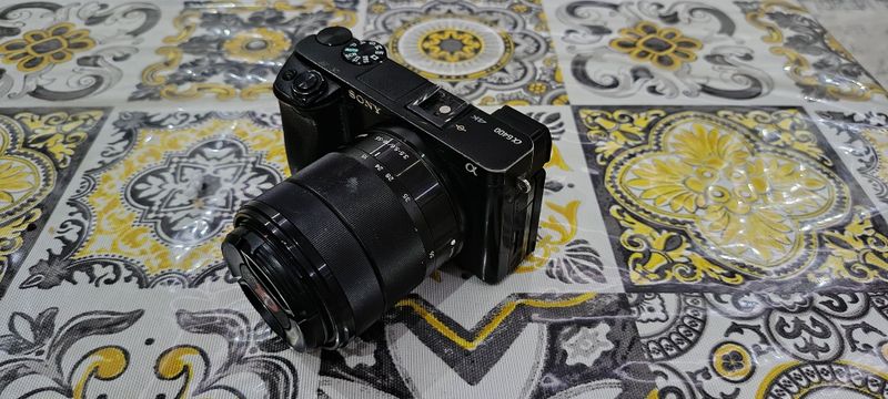 Sony A 6400 4 K. Sony A 6400 4 K.