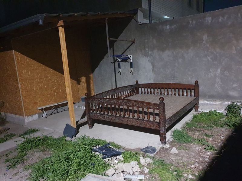 Тапчан 290×240см Тапчан 290×240см