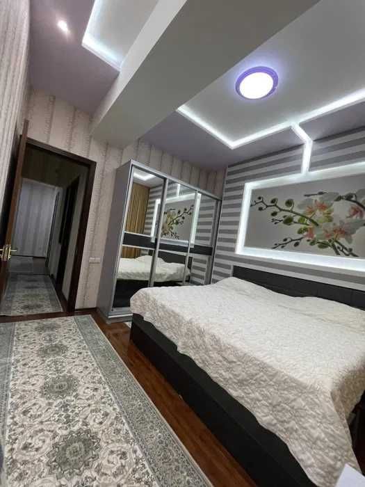 Сдается в аренду 2/2/5 Шампанский, рядом Паркентского рынка, 381*