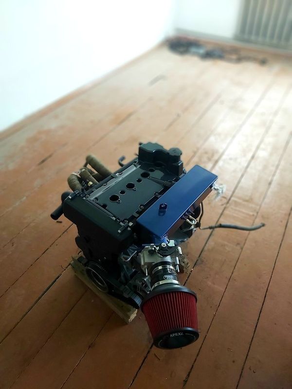 Приора мотор 1.6L жигулига таёр Приора мотор 1.6L жигулига таёр
