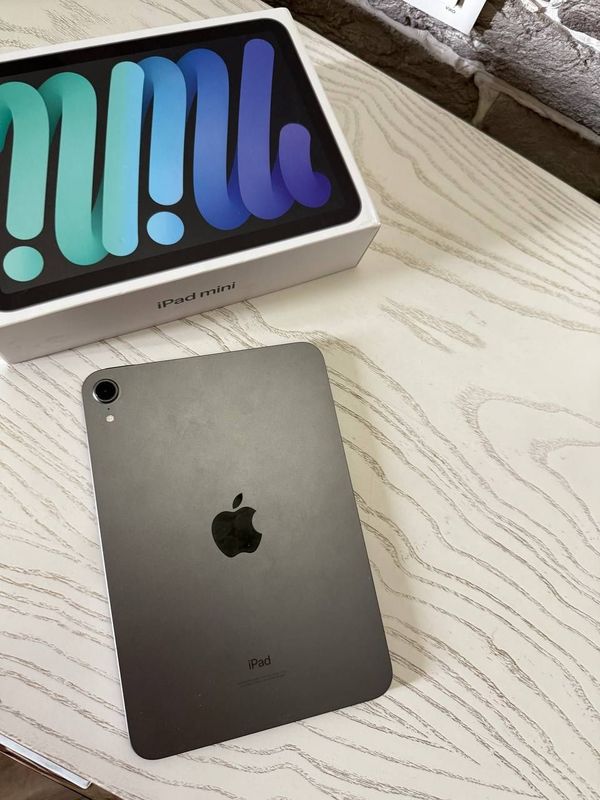 Почти новый Ipad mini 6, 256 gb, 100% Почти новый Ipad mini 6, 256 gb, 100%