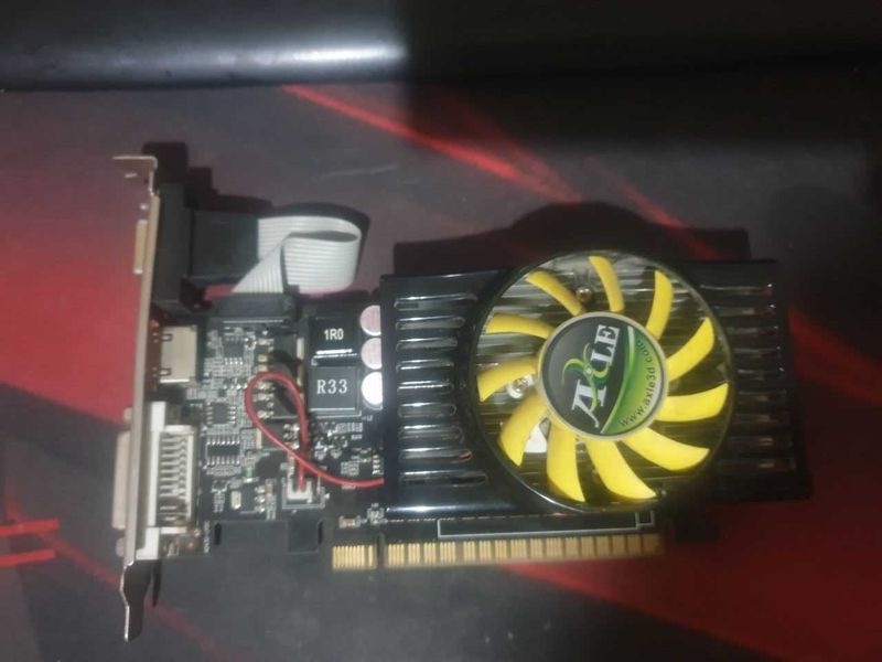Видеокарта Axle GeForce GT 440 (2 gb) Видеокарта Axle GeForce GT 440 (2 gb)