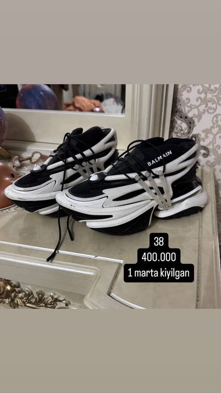 1-2 marta kiyilgan idealniy holatda 400.000 1-2 marta kiyilgan idealniy holatda 400.000