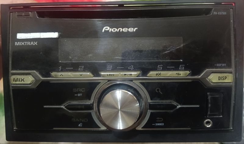 Pioneer x575ui sotiladi