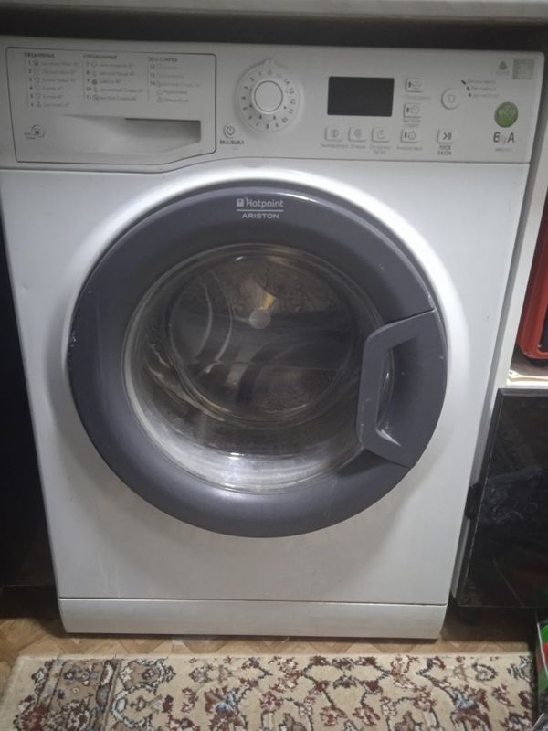 Стиральная машина Ariston Hotpoint 6kg Стиральная машина Ariston Hotpoint 6kg