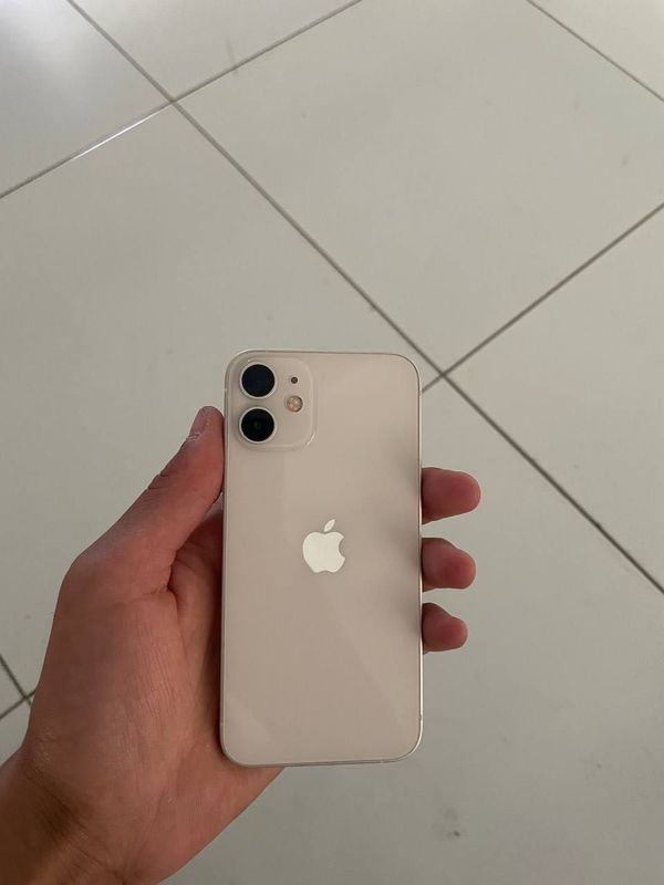Iphone 12 mini ideal sastiayanada Iphone 12 mini ideal sastiayanada