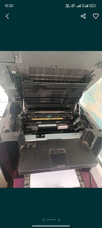 Printer sotiladi srochna Printer sotiladi srochna