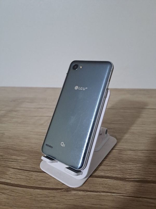 LG Q6 sotiladi arzonchi telefon