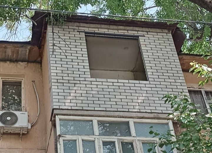 Balkonga g'isht teramiz. Kladka balkon. Керпичная кладка балканов