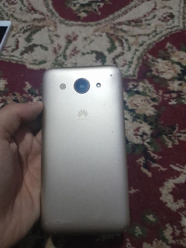 Huawei ishlaydi ekrani singan