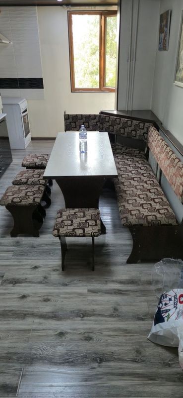Продается кухонный уголок б/у Продается кухонный уголок б/у