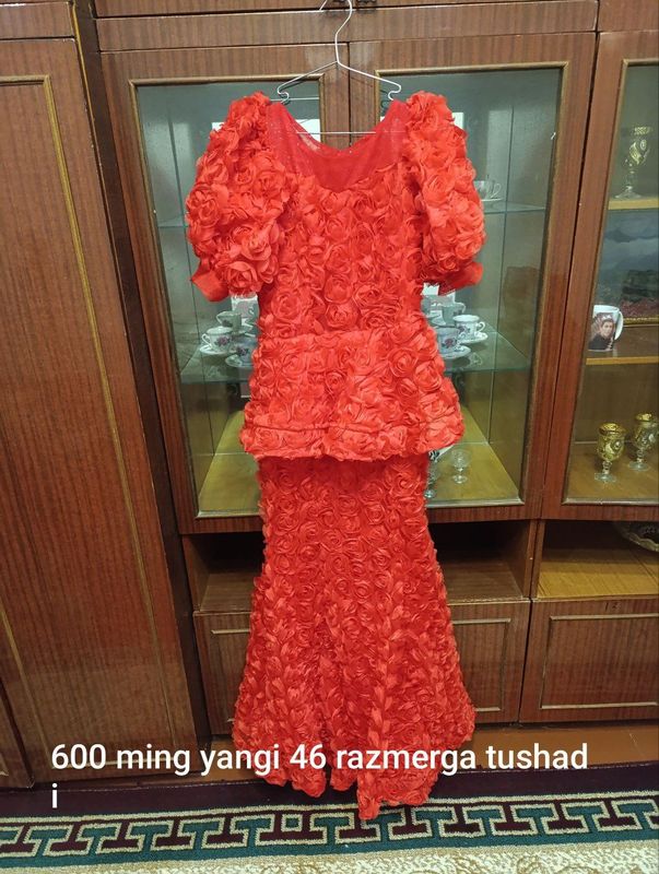 Ayollar kiyimlari