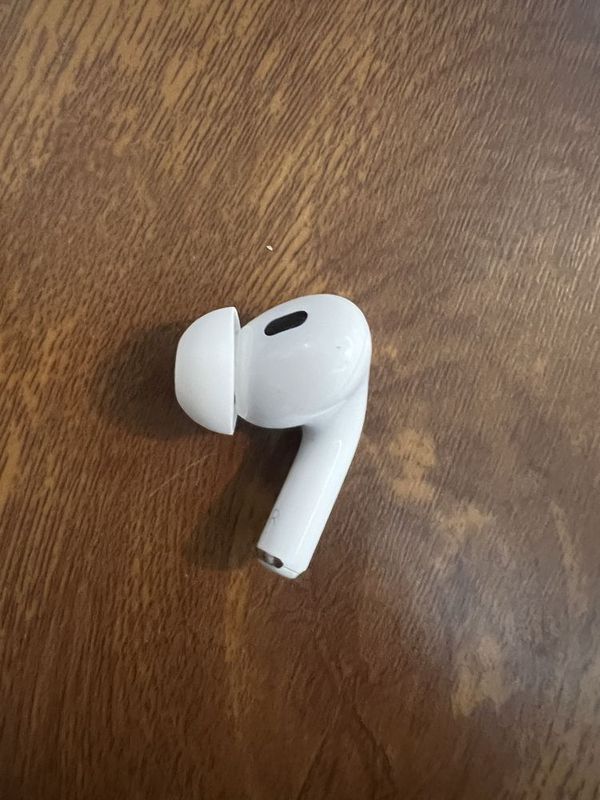 Airpods pro 2 A3047 original o’ng tomon Airpods pro 2 A3047 original o’ng tomon