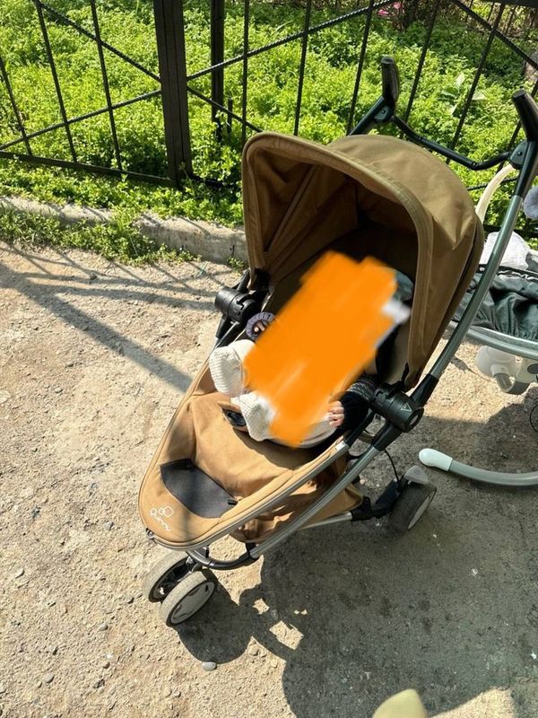 Коляска quinny