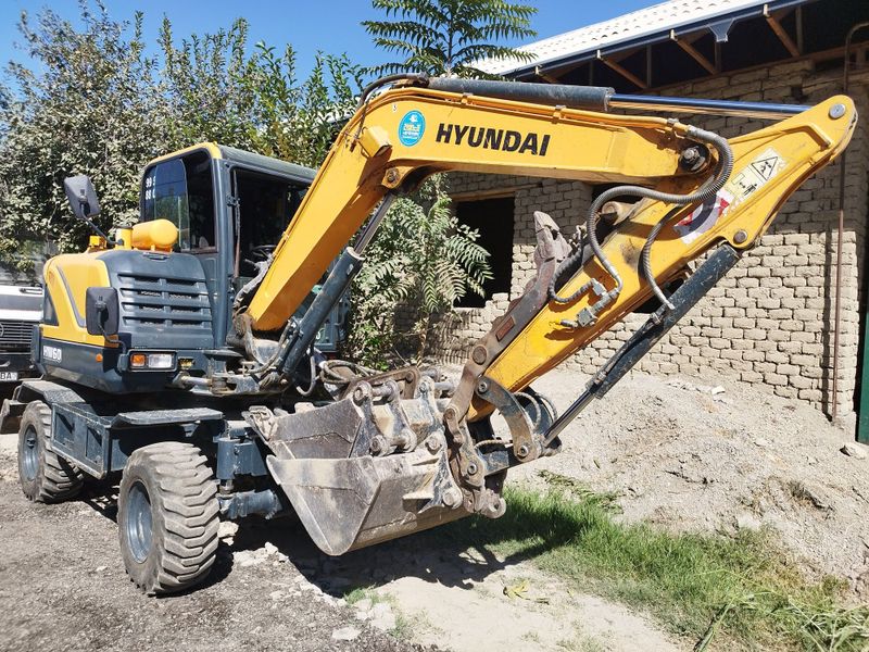 Hyundai Ekskovator HW60 2017 йил. экскаватор HW60