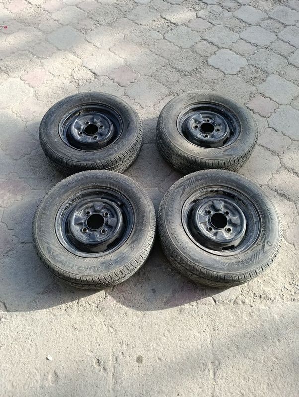 12 yangi deska balon kam yurgan 12 yangi deska balon kam yurgan
