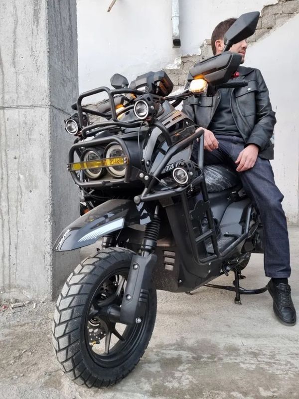 Скутер Tank Pro Max Скутер Tank Pro Max