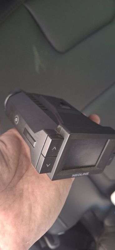 Продам Неолайн 9700s гибрид в идеалном состоянии.каробка доки все ест Продам Неолайн 9700s гибрид в идеалном состоянии.каробка доки все ест